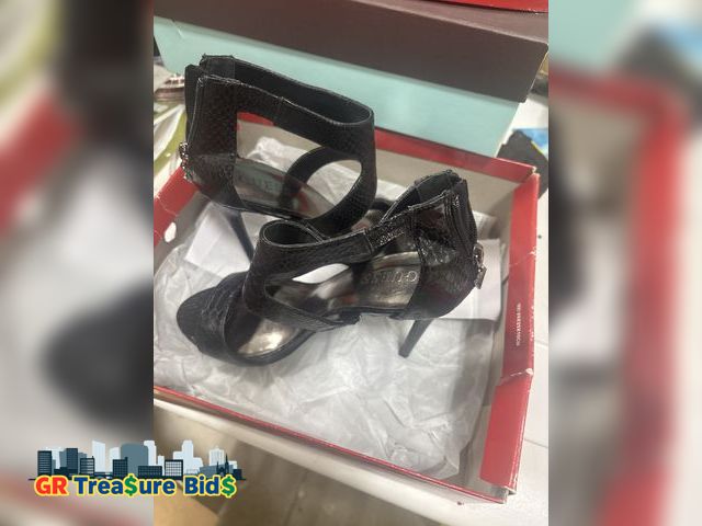 Lot 111-7111 - New Guess Guess Womens Heels Womens Pumps 11cm Open Toe Ankle Straps High Heels Summer Faux Crocodil...