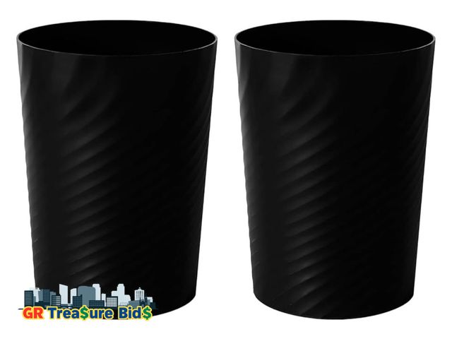 Lot 111-3653 - Decorluxes Small Plastic Trash Can, 1.8 Gallon - Bedroom, Office &amp; Bathroom (Black) pack of 2