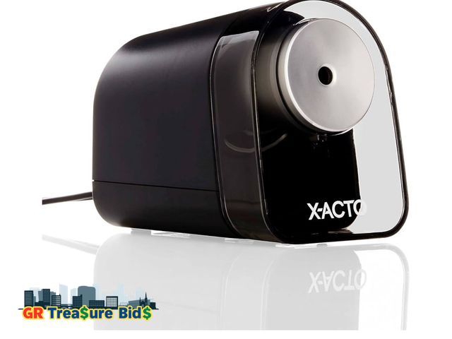 Lot 111-79401 - X-Acto Electric Pencil Sharpener