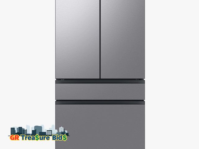 Lot 111-7252 - New Samsung RF29BB8600QLAA Refrigerator/Freezer Refrigerator Bespoke 29 cu. ft. 4-Door French Door S...