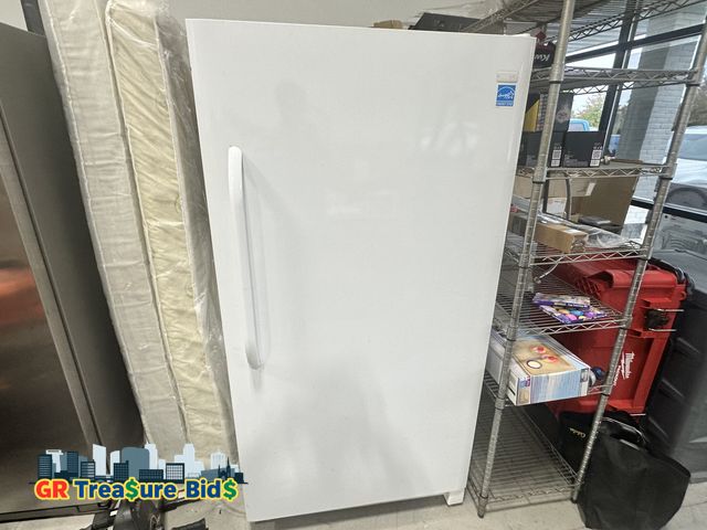 Lot 111-83035 - Used Frigidaire FFFH17F2QW Upright Freezer 16.7-cu ft Frost-free Upright Freezer (White) ENERGY STAR