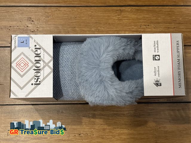 Lot 111-4348 - 1 New Faux Fur Slippers For Women Warm Plush Slip On House Shoes Cozy Non Slip Sole Indoor Outdoor C...