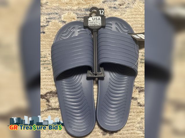 Lot 111-52786 - New Adult Shower Slide Sandal size 12 gray color