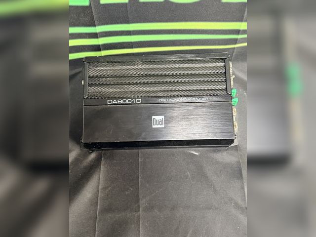 Lot 112-0029-21b - Dual Da8001d Dual 800 wat mono subwoofer amplifier used works