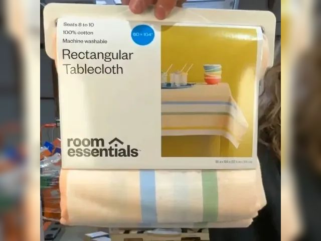 Lot 112-0058-22D - Lot of 2. Room Essentials rectangular table cloth. 80 in X 84 in. New.