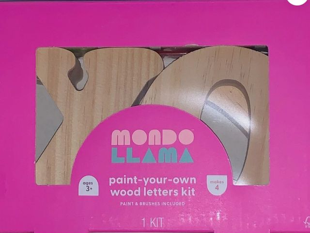 Lot 112-0091-23D - New Lot of 5. Mondo Llama XOXO Paint-your-own wood letters kit. New.