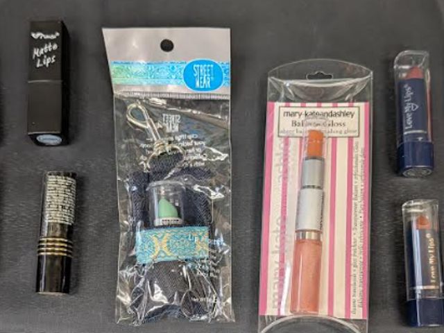 Lot 112-0216-22A - New Lot of 10. Miscellaneous lipstick colors and brands including Mary-Kateandashley. New.