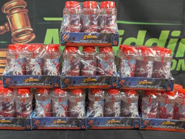 Lot 112-0073-23C - Lot of 8. Marvel Spider-Man Party Bubbles 6 Pack - Red and Blue. New.