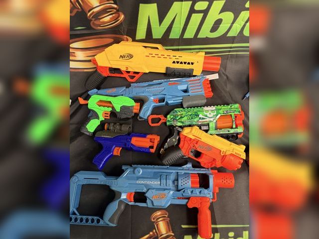 Lot 112-0237-21A - Lot of 7 nerf guns used condition.