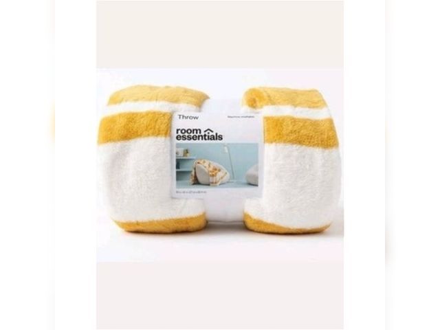 Lot 112-0185-22D - Lot of 2. Room Essentials Plush Yellow and White Throw. 50in X 60in. MSRP $20. New.