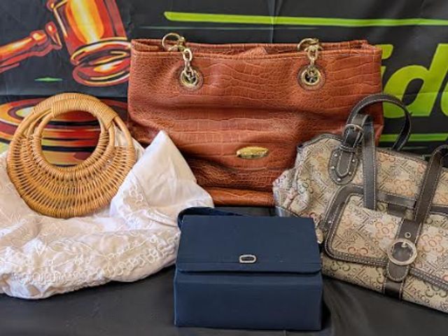 Lot 112-0290-22C - Gently used lot of 4 purses and one matching wallet. Very good condition and clean. Brands include L...
