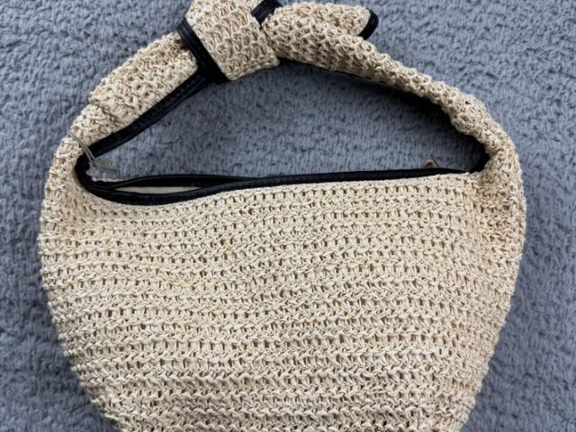 Lot 112-0285-22C - New A New Day Straw Shoulder Bag Women's One Size Beige Woven Hobo Purse. New