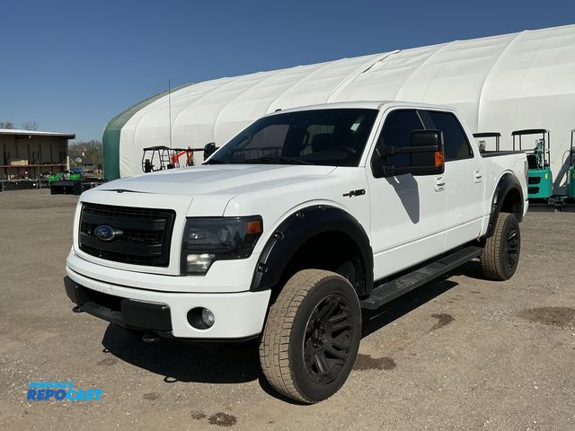 Lot 2-31018 - 2014 Ford F150 FX4 SuperCrew 6.5-ft. Bed 4WD SuperCrew Standard Box Pickup Truck 4x4