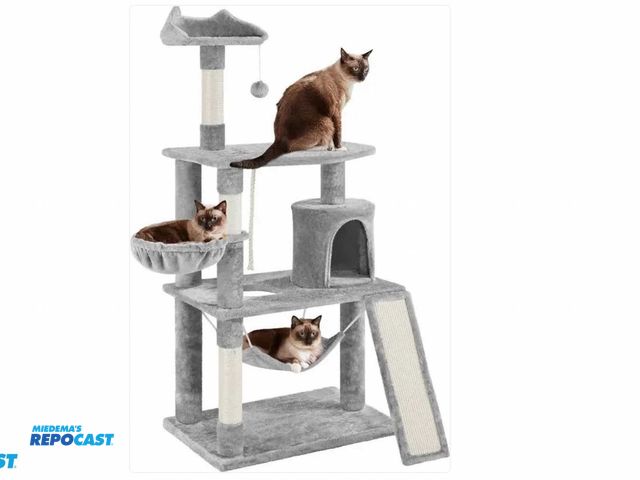 Lot 2-65819 - Yaheetech 615062 light gray Cat Tree/Tower