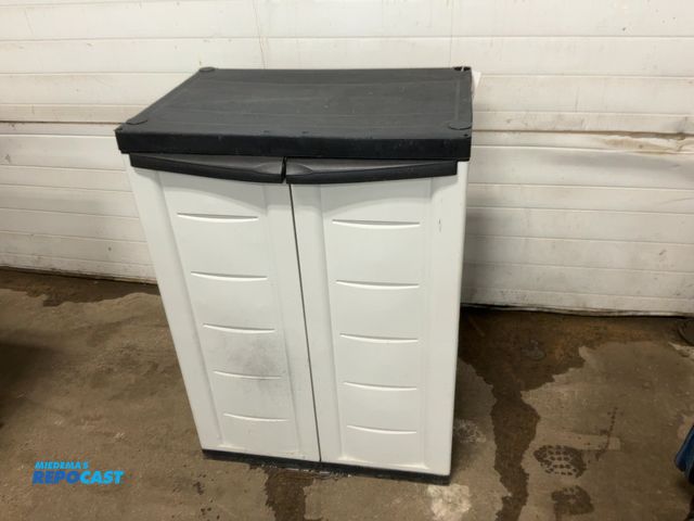 Lot 2-22095 - Plastic 2-Door Storage Cabinet with Shelf, 25-1/2”x17-1/2”x35-1/2” tall