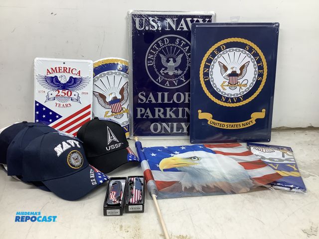Lot 2-93312 - Lot of USA Items