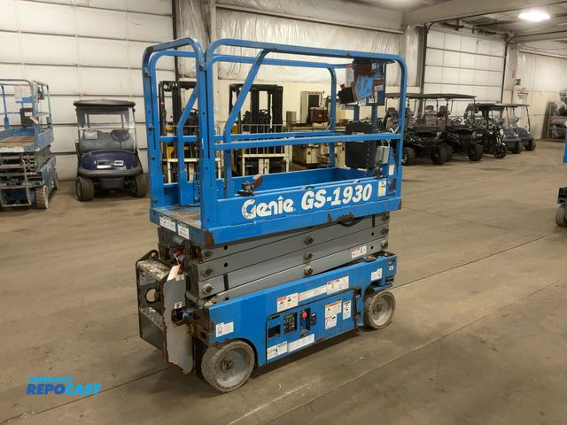 Lot 2-43738 - 2019 Genie GS-1930 Scissor Lift