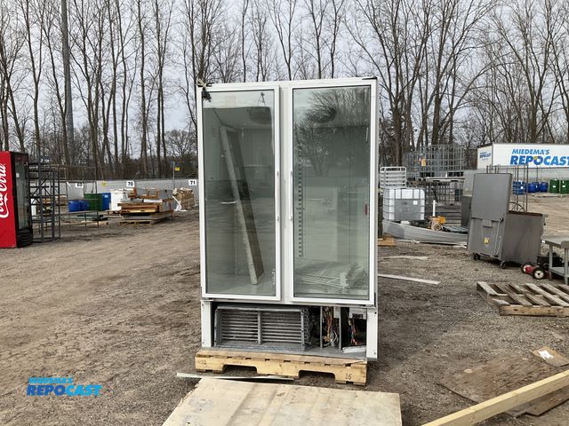 Lot 2-95947 - Master built BLG-48HD Commercial Freezer