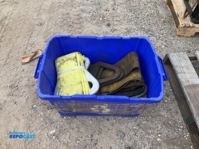Lot 2-18508 - Tote of Industrial lifting and towing straps
