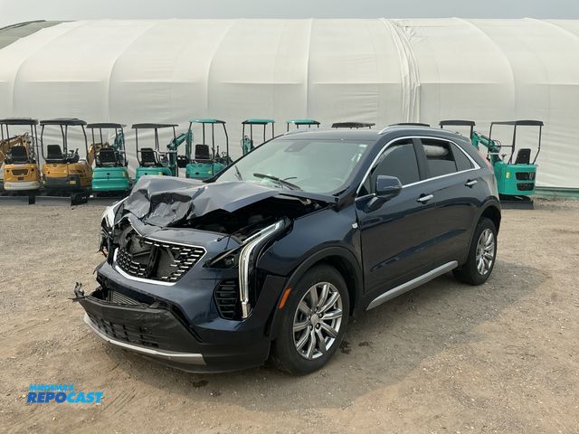 Lot 2-30274 - 2020 Cadillac XT4 Premium Luxury AWD SUV AWD