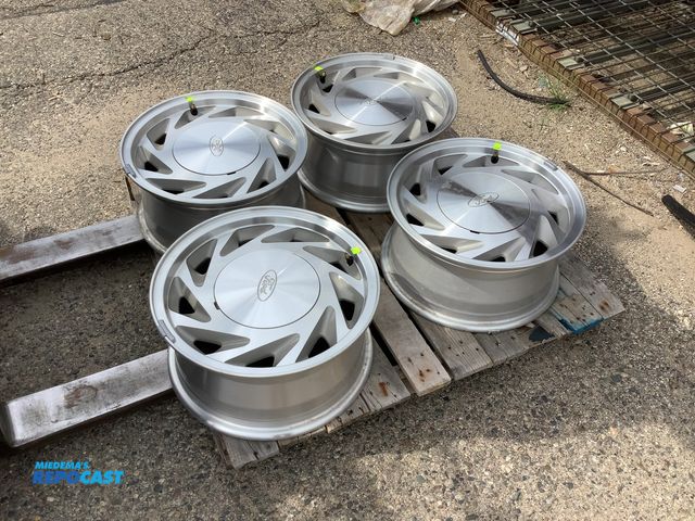 Lot 2-96105 - Lot of (4) 15” ford Van aluminum rims