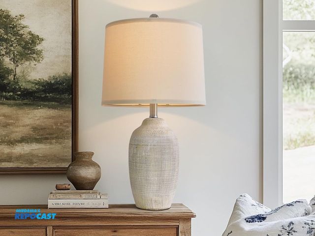 Lot 2-32611 - USUmkky AMZ-T1234WH-1 24” vintage ceramic table lamp