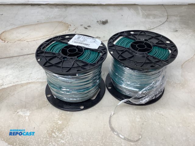 Lot 2-32732 - Lot of (2) small rolls of MTW 16-26 Str Cu SAEDGn 500SpC boat cable