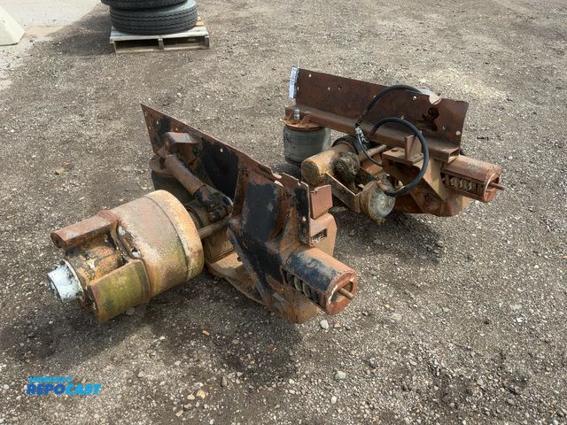 Lot 2-11630 - Used Lift Axle for Semi Truck/Trailer, Air Suspension, Coil Spring Lift, Air Brakes, for older 15” o...