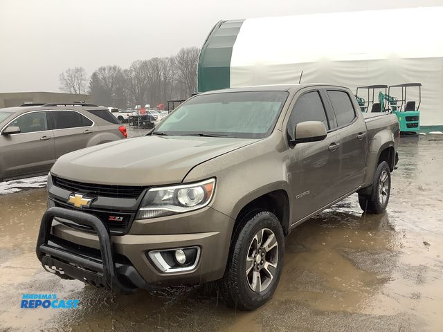 Lot 2-70002 - 2015 Chevrolet Colorado Z71 Crew Cab 4WD Short Box Crew Cab Short Box Pickup Truck 4x4