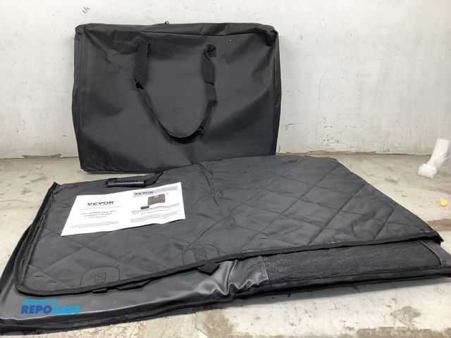 Lot 2-32988 - Full package back seat extender for dogs model# WMDY24159