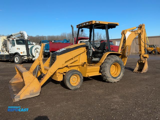 Lot 2-43118 - 2004 Caterpillar 416D Backhoe Loader