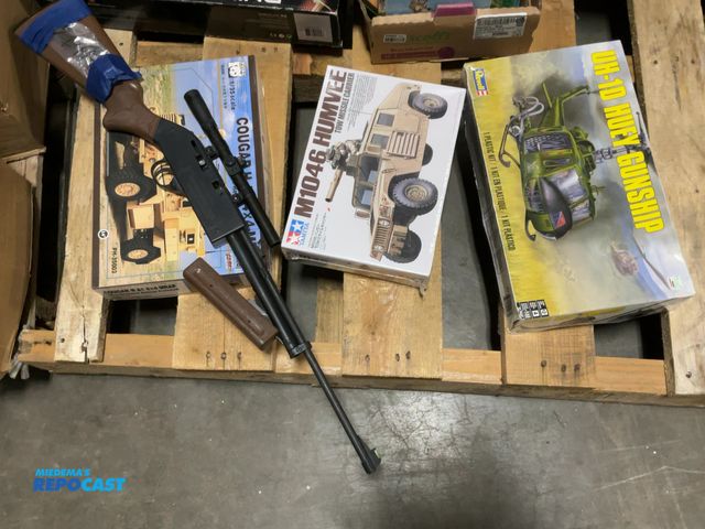 Lot 2-99573 - Lot of items including a 760 pumpmaster pellet gun, UH-1D Huey gunship kit, cougar H A1 4x4 MRAP, an...