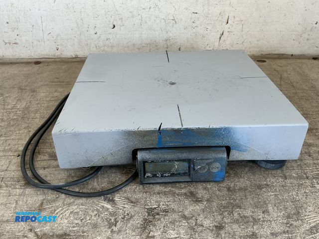 Lot 2-76738 - used bench scale 150lbs, 120volts