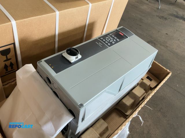 Lot 2-40597 - (9) New Danfoss VLT HVAC Drives, P/N: 131X4243, 15kW/20hp Power Rating, 3 Phase, 380-480 Volt Mains ...