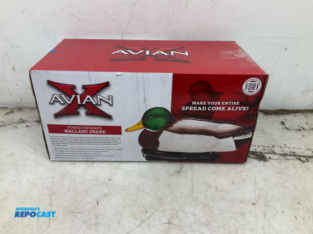 Lot 2-19588 - Avian power swimmer mallard drake, used