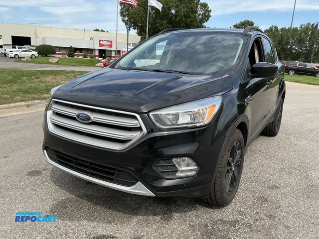 Lot 2-99633 - 2018 Ford Escape SE SUV 4x4