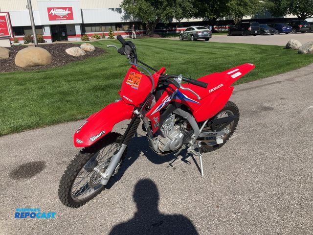 Lot 2-45101 - 2022 Honda CRF125F Dirt Bike