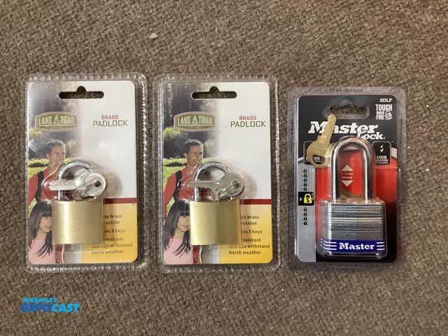 Lot 2-91267 - Three new locks. Two Brass locks and one MasterLock 3DLF long shackle lock.