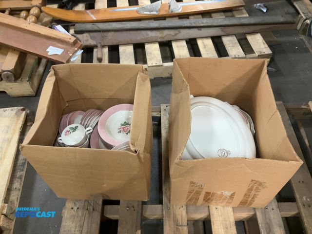 Lot 2-18546 - (2) Boxes of Assorted Ceramic Dinnerware