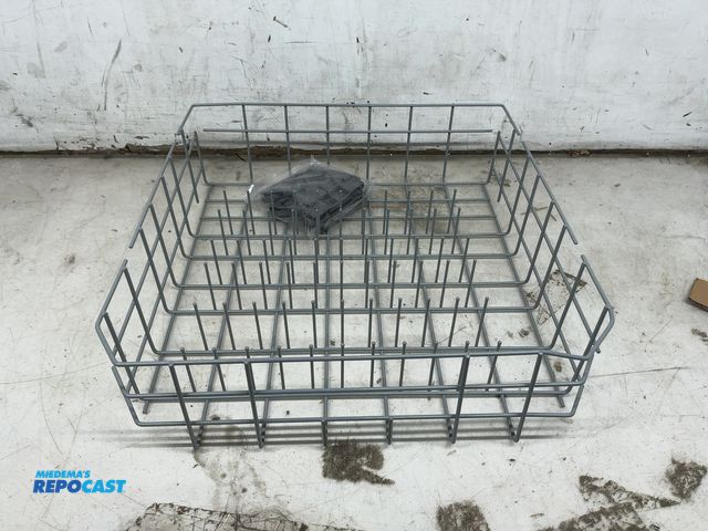 Lot 2-33587 - Dishwasher Rack. Approx 21” x 22”.