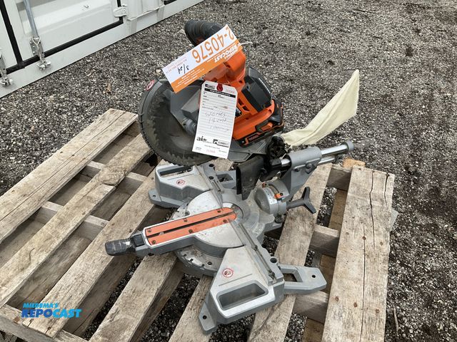 Lot 2-40576 - Ridgid TableSaw R48607B Cordless 18V