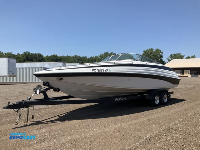 Lot 2-34274 - 1998 Crownline 266 26' 6" Cuddy Cabin Boat