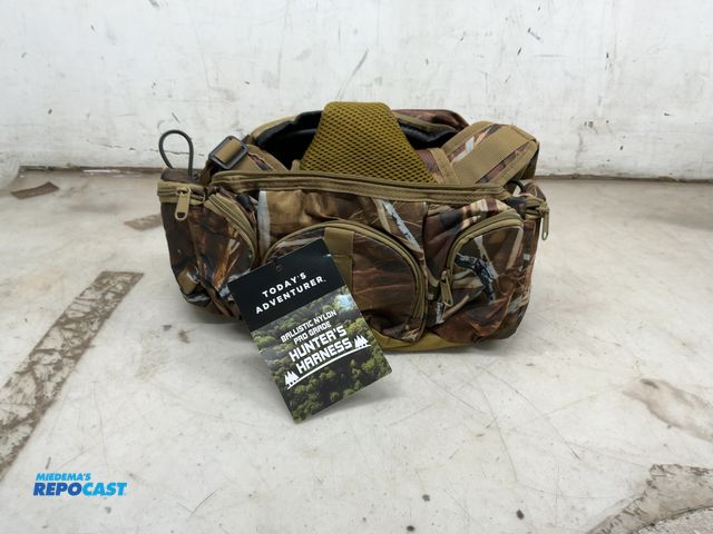 Lot 2-69241 - Today’s Adventurer ballistic nylon pro grade hunter’s harness