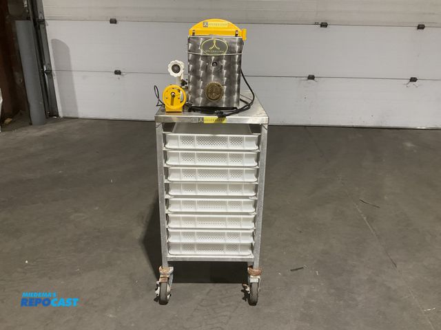 Lot 2-55127 - Arcobaleno modelAEX-18 110 volt/single phase commercial pasta machine. S/N 102108. With attachments....