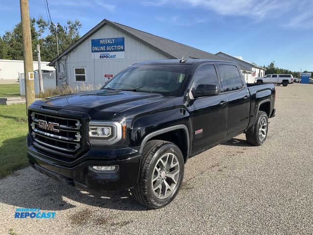 Lot 2-61505 - 2018 GMC Sierra 1500 SLT Crew Cab Short Box Pickup Truck 4x4