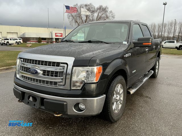 Lot 2-65415 - 2014 Ford F150 XLT Crew Cab Standard Box Pickup Truck 4x4