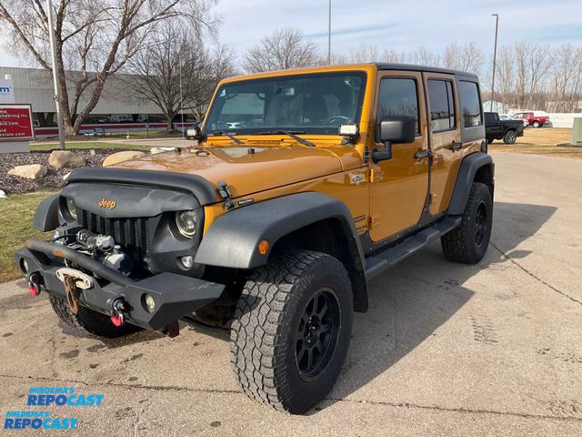 Lot 2-43345 - 2014 Jeep Wrangler Unlimited Sport 4WD SUV 4x4