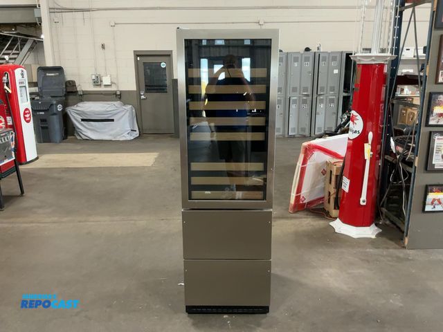Lot 2-11544 - Scratch & Dent Vinotemp EL-BWC108-SSL 108-Bottle and 100-Can Dual-Zone Beverage Cooler