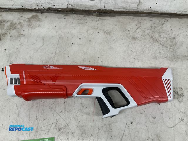 Lot 2-60944 - Spyra 34.8 PSI rechargeable outdoor water blaster gun. Does not include type-C charging cable