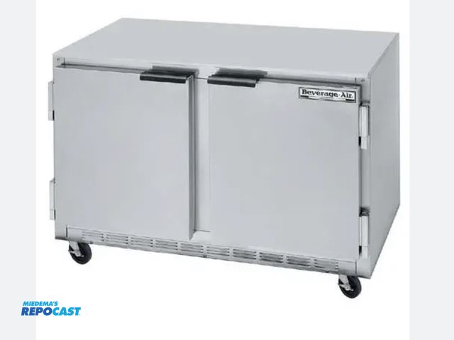 Lot 2-19492 - Beverage Air 48" undercounter Cooler